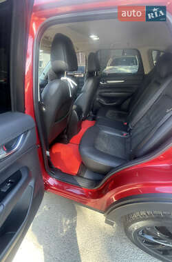 Внедорожник / Кроссовер Mazda CX-5 2017 в 