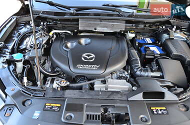 Внедорожник / Кроссовер Mazda CX-5 2015 в 