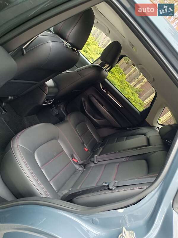 Внедорожник / Кроссовер Mazda CX-5 2024 в Новомосковске