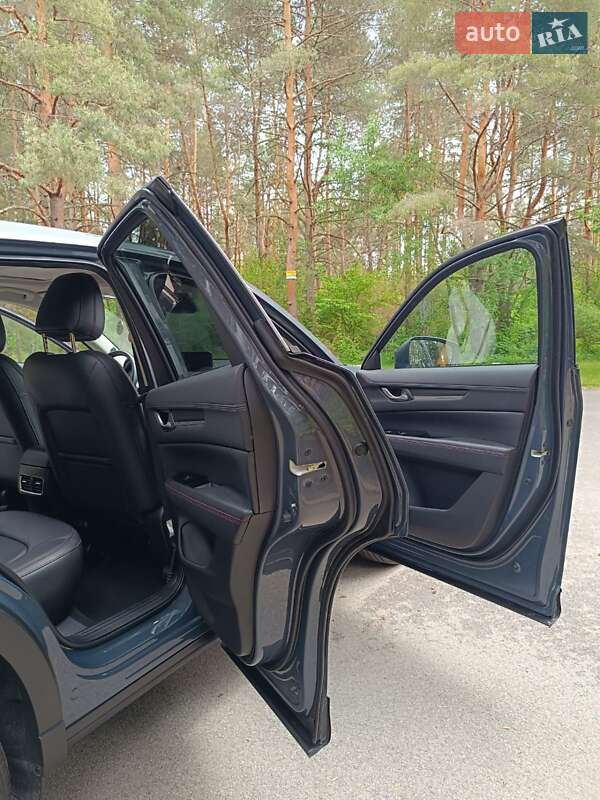 Внедорожник / Кроссовер Mazda CX-5 2024 в Новомосковске