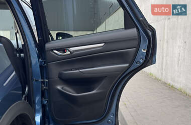 Позашляховик / Кросовер Mazda CX-5 2019 в 