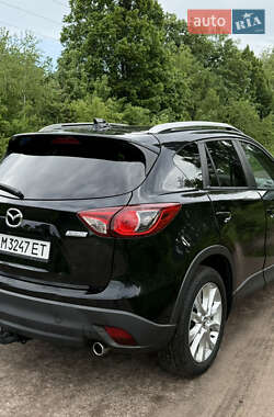 Позашляховик / Кросовер Mazda CX-5 2015 в 