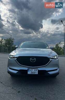Позашляховик / Кросовер Mazda CX-5 2020 в 