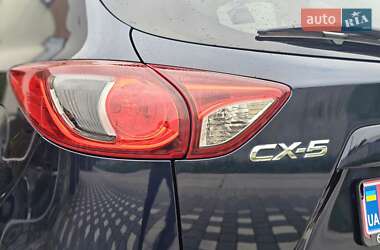 Позашляховик / Кросовер Mazda CX-5 2014 в 