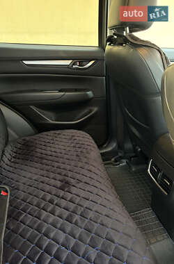 Внедорожник / Кроссовер Mazda CX-5 2023 в 