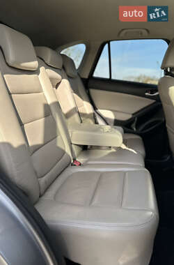 Позашляховик / Кросовер Mazda CX-5 2013 в 