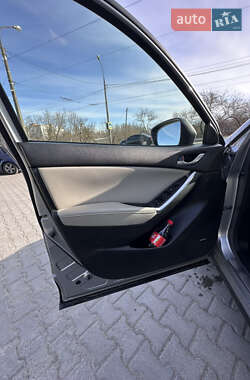 Позашляховик / Кросовер Mazda CX-5 2013 в 