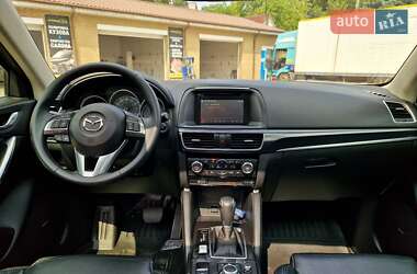 Позашляховик / Кросовер Mazda CX-5 2016 в 