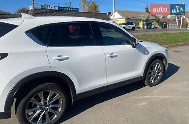Позашляховик / Кросовер Mazda CX-5 2020 в 