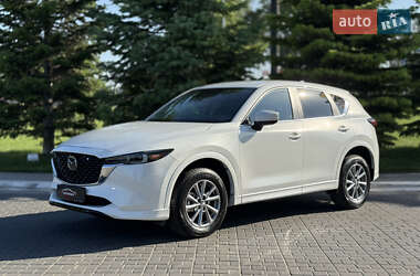 Позашляховик / Кросовер Mazda CX-5 2023 в 