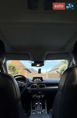 Позашляховик / Кросовер Mazda CX-5 2017 в 
