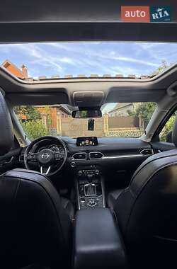 Позашляховик / Кросовер Mazda CX-5 2017 в 
