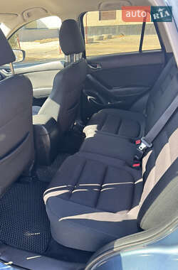 Внедорожник / Кроссовер Mazda CX-5 2015 в 