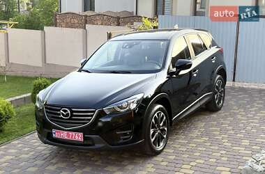 Позашляховик / Кросовер Mazda CX-5 2015 в 