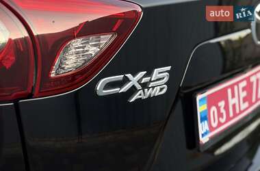 Позашляховик / Кросовер Mazda CX-5 2015 в 