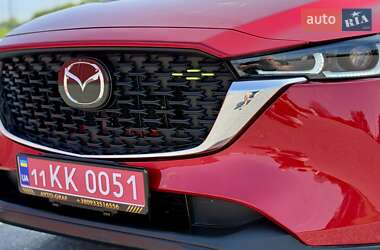 Внедорожник / Кроссовер Mazda CX-5 2023 в 