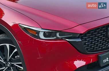 Внедорожник / Кроссовер Mazda CX-5 2023 в 