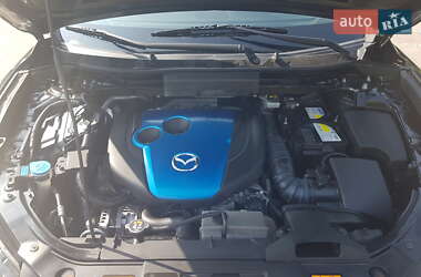 Позашляховик / Кросовер Mazda CX-5 2012 в 