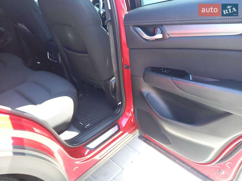 Внедорожник / Кроссовер Mazda CX-5 2017 в Черкассах