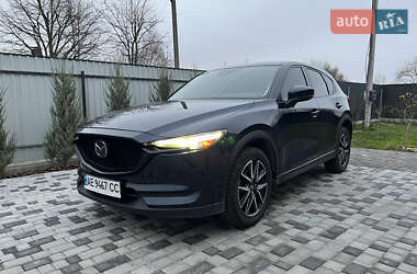 Позашляховик / Кросовер Mazda CX-5 2018 в 