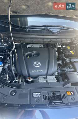 Позашляховик / Кросовер Mazda CX-5 2019 в 