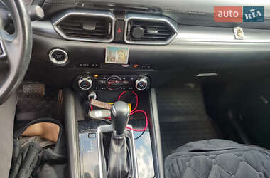 Внедорожник / Кроссовер Mazda CX-5 2019 в 