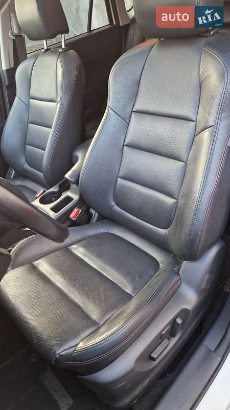 Внедорожник / Кроссовер Mazda CX-5 2016 в Львове