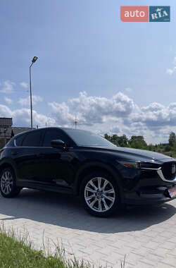 Позашляховик / Кросовер Mazda CX-5 2019 в 