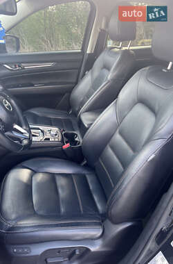 Позашляховик / Кросовер Mazda CX-5 2019 в 