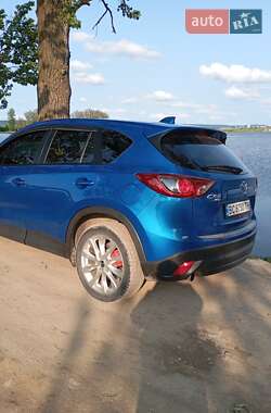 Позашляховик / Кросовер Mazda CX-5 2012 в 