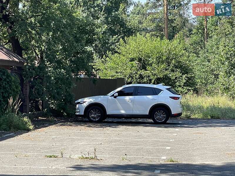 Внедорожник / Кроссовер Mazda CX-5 2017 в Украинке