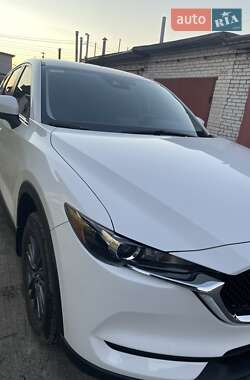 Внедорожник / Кроссовер Mazda CX-5 2017 в 