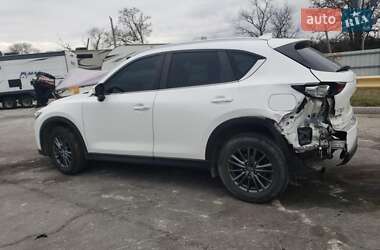Внедорожник / Кроссовер Mazda CX-5 2017 в 