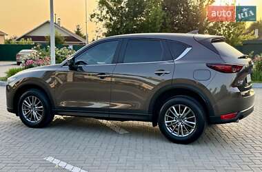 Внедорожник / Кроссовер Mazda CX-5 2018 в 