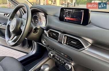 Внедорожник / Кроссовер Mazda CX-5 2018 в 