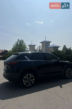 Позашляховик / Кросовер Mazda CX-5 2023 в 