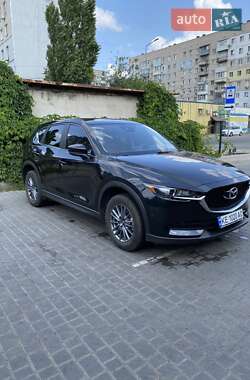 Внедорожник / Кроссовер Mazda CX-5 2017 в 