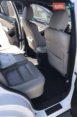 Внедорожник / Кроссовер Mazda CX-5 2012 в 