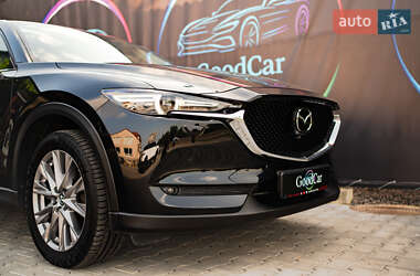 Позашляховик / Кросовер Mazda CX-5 2019 в 