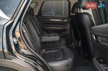 Позашляховик / Кросовер Mazda CX-5 2019 в 