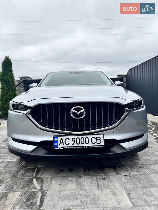 Внедорожник / Кроссовер Mazda CX-5 2018 в Цумани фото 4 Внедорожник / Кроссовер Mazda CX-5 2018 в Цумани