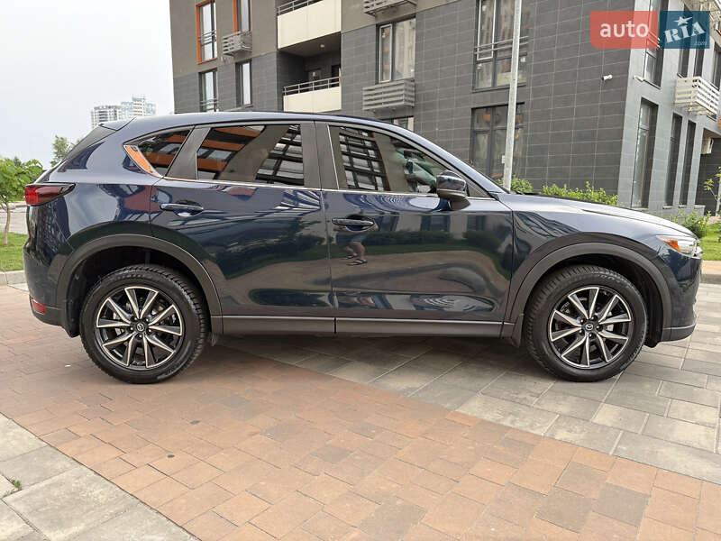 Внедорожник / Кроссовер Mazda CX-5 2017 в Киеве