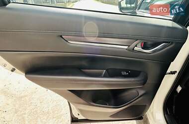 Внедорожник / Кроссовер Mazda CX-5 2023 в 