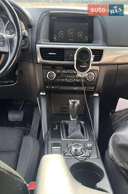 Внедорожник / Кроссовер Mazda CX-5 2015 в 