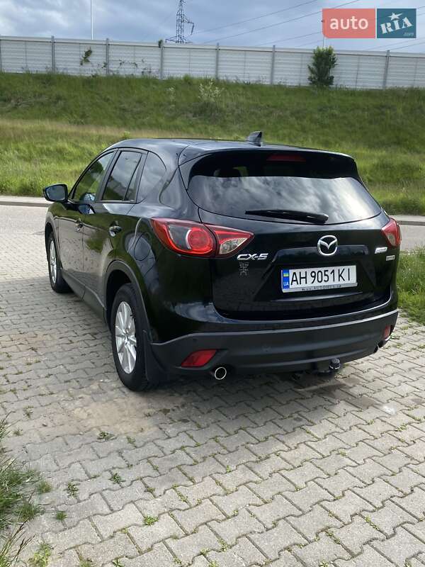 Внедорожник / Кроссовер Mazda CX-5 2014 в Покровске