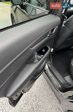 Внедорожник / Кроссовер Mazda CX-5 2024 в 