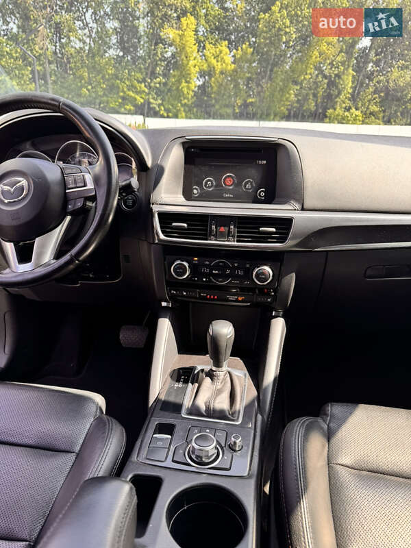Внедорожник / Кроссовер Mazda CX-5 2016 в Луцке