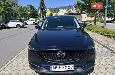 Внедорожник / Кроссовер Mazda CX-5 2018 в 