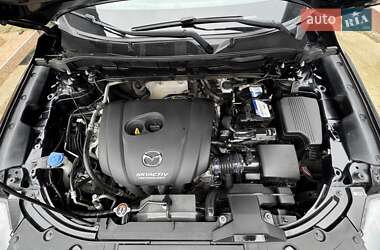 Внедорожник / Кроссовер Mazda CX-5 2017 в 