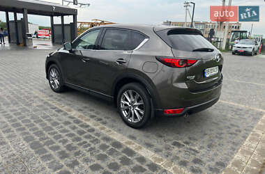 Внедорожник / Кроссовер Mazda CX-5 2019 в 